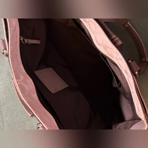 Coach Gray and Cream Signature Shoulder Bag - Picture 10 of 11